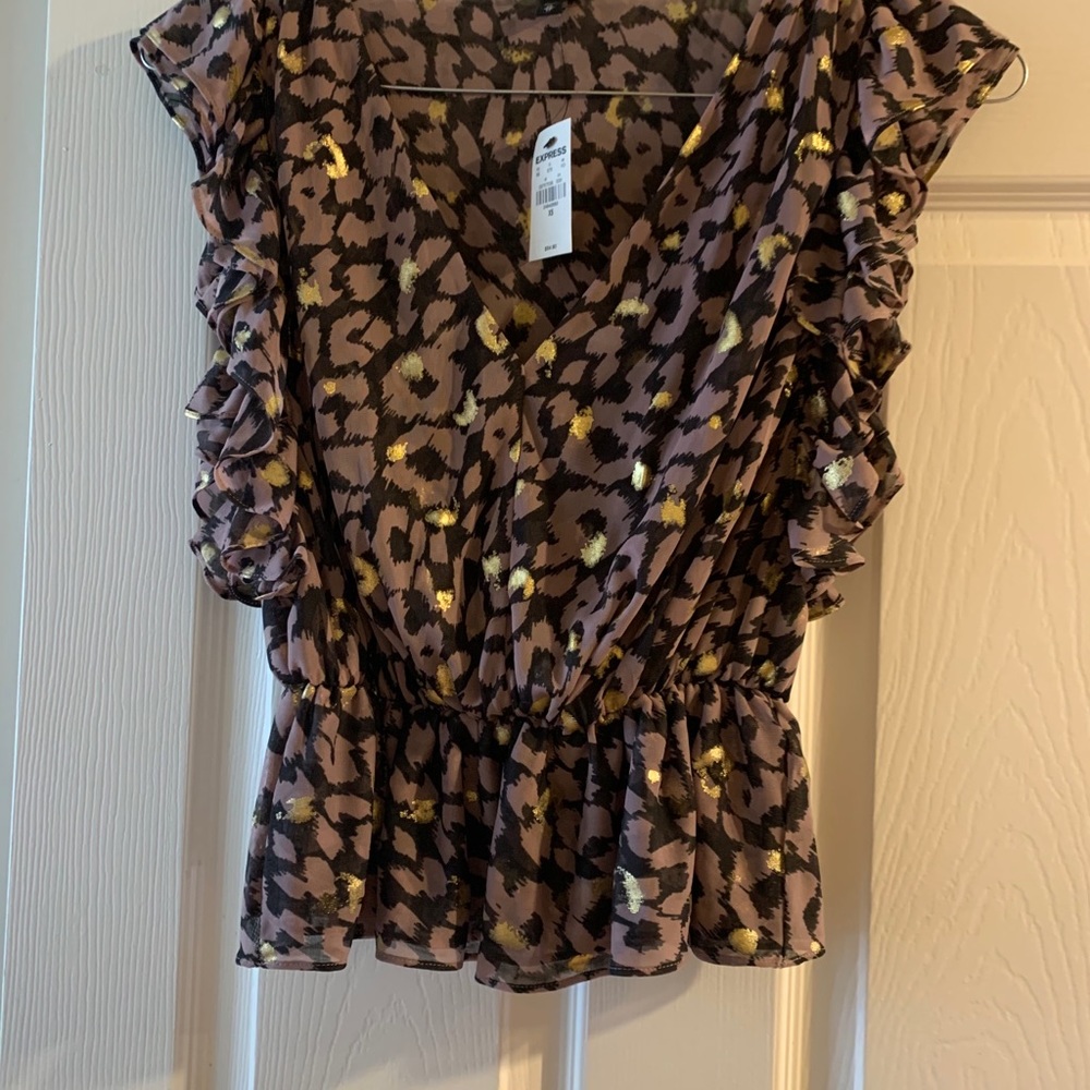 Express Top - Picture 3 of 3
